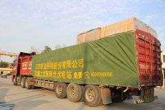 用品质打动客户，以诚信引领行业！记欧亚照明高效光伏产品出口新几